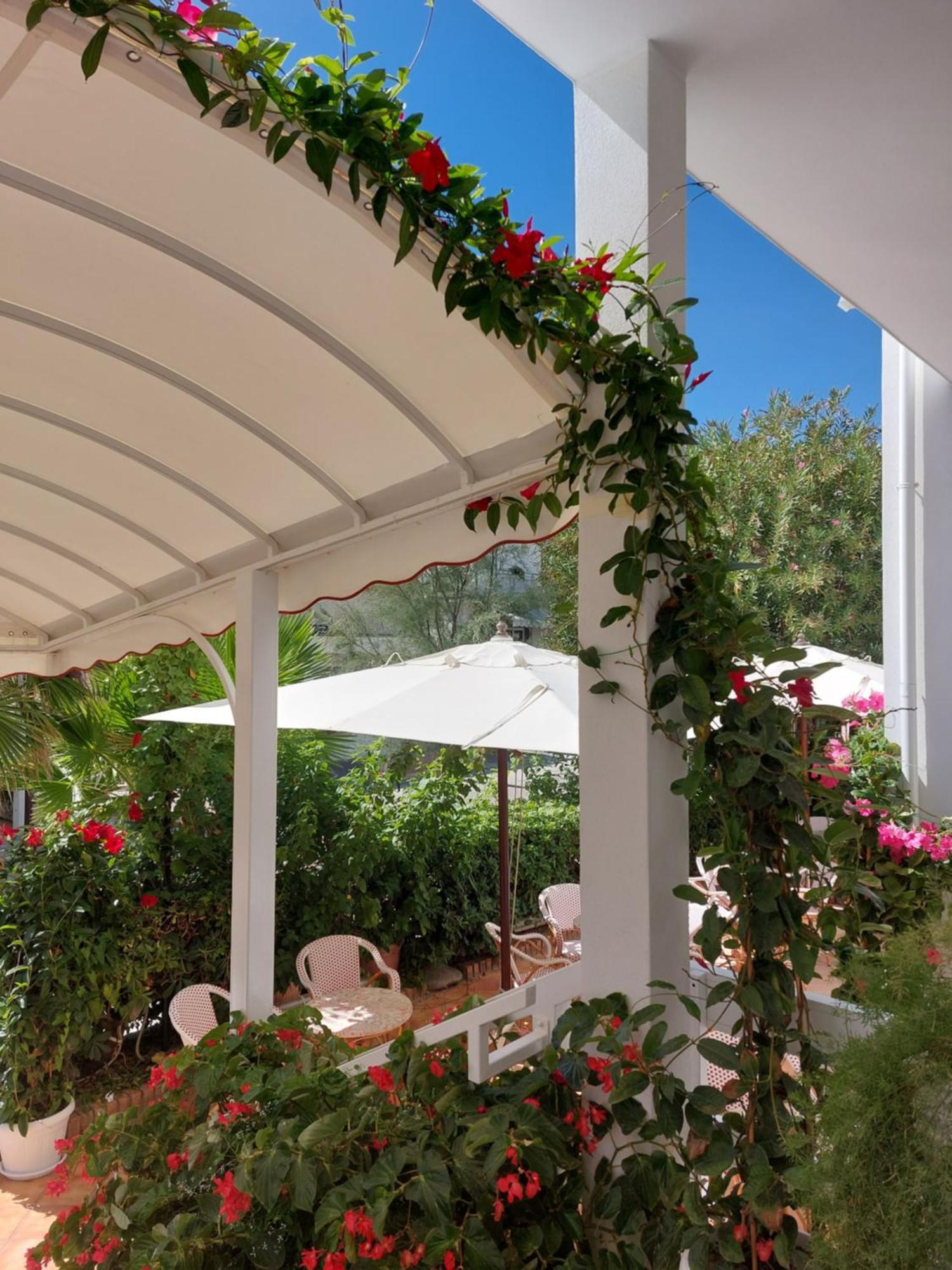 Hotel Driade Sul Mare Rimini Exteriör bild
